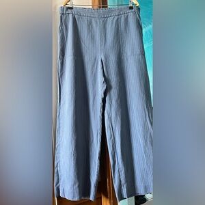 Banana Republic pull on wide leg pinstripe pants.